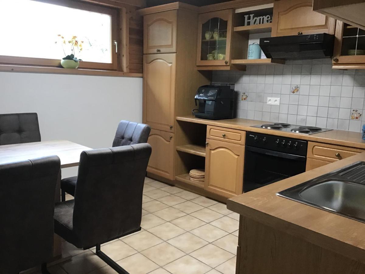 Апартаменты Haus Manuela Фельден-ам-Вёртер-Зе Экстерьер фото